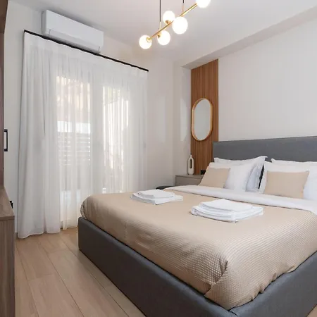 Gatheringthess- The Backyard דירה סלוניקי