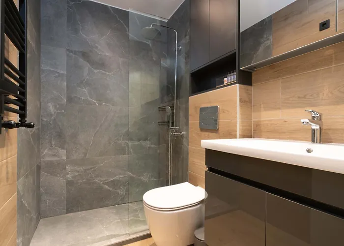 Gatheringthess- The Backyard Lejlighed Thessaloníki