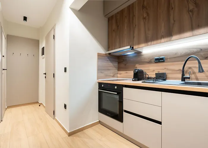 Gatheringthess- The Backyard Thessaloníki