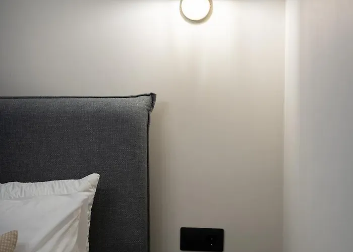 Gatheringthess- The Backyard